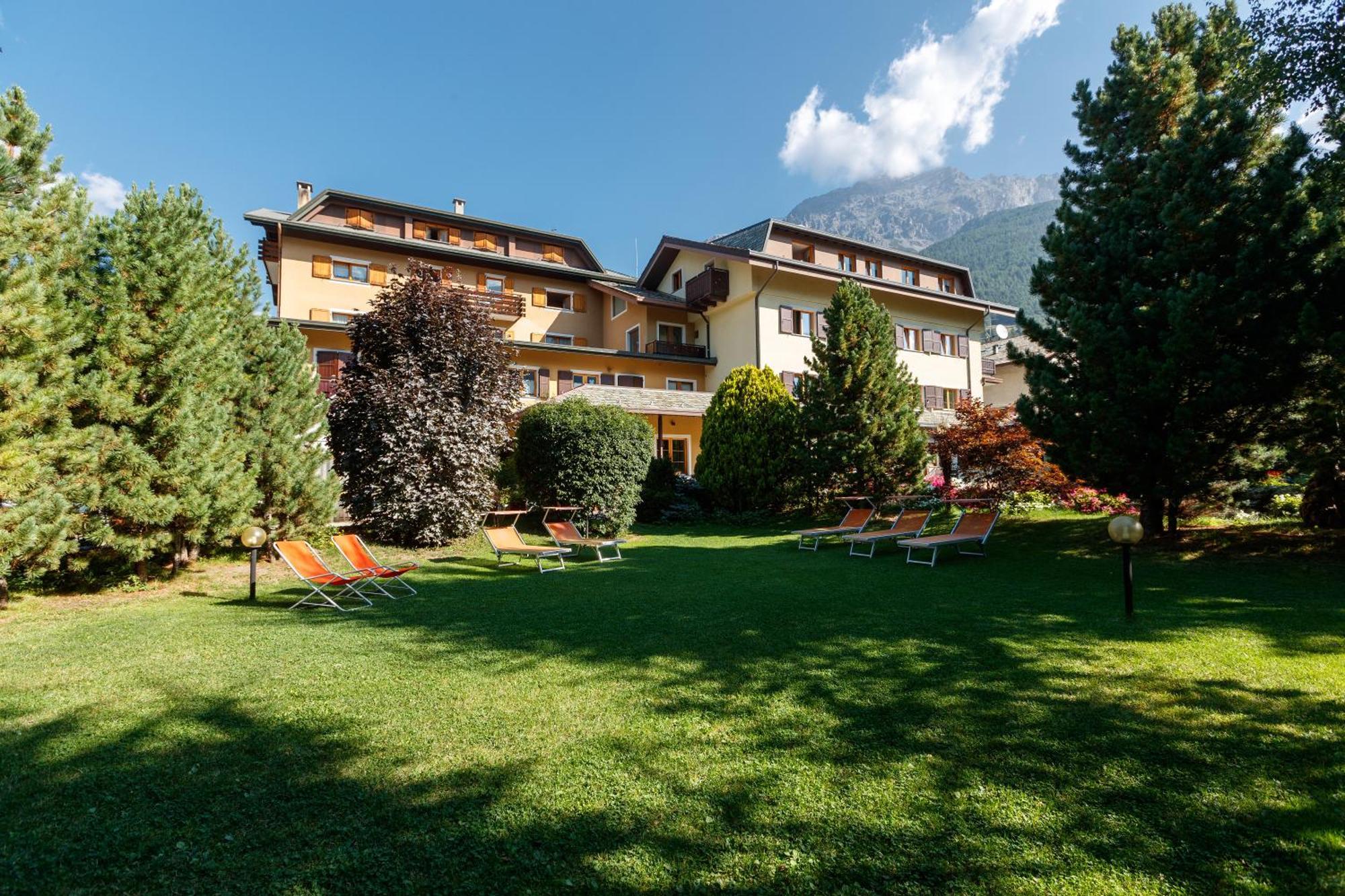 Sci Sport Rooms & Suites Bormio Exterior foto